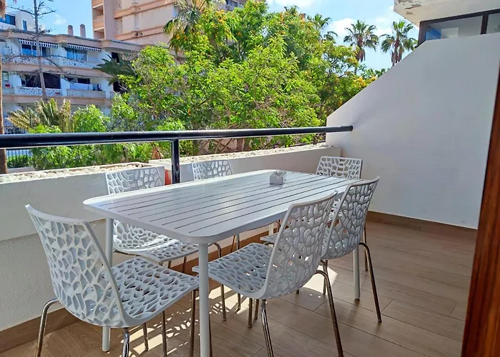 Playa De Americas 600mt From The Internet Free